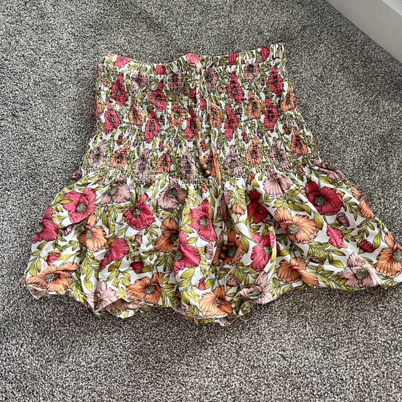 Floral Mini Skirt - Picture 1 of 2